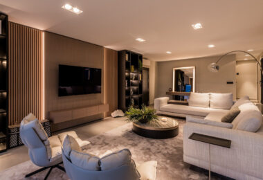 Luxury Renovated Frontline Apartment with Panoramic Views in Benabola, Puerto Banús