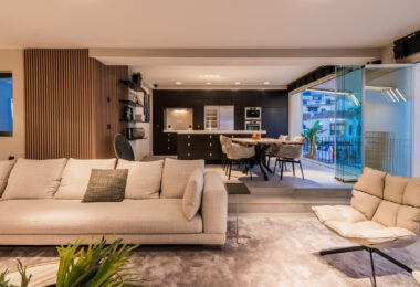 Luxury Renovated Frontline Apartment with Panoramic Views in Benabola, Puerto Banús
