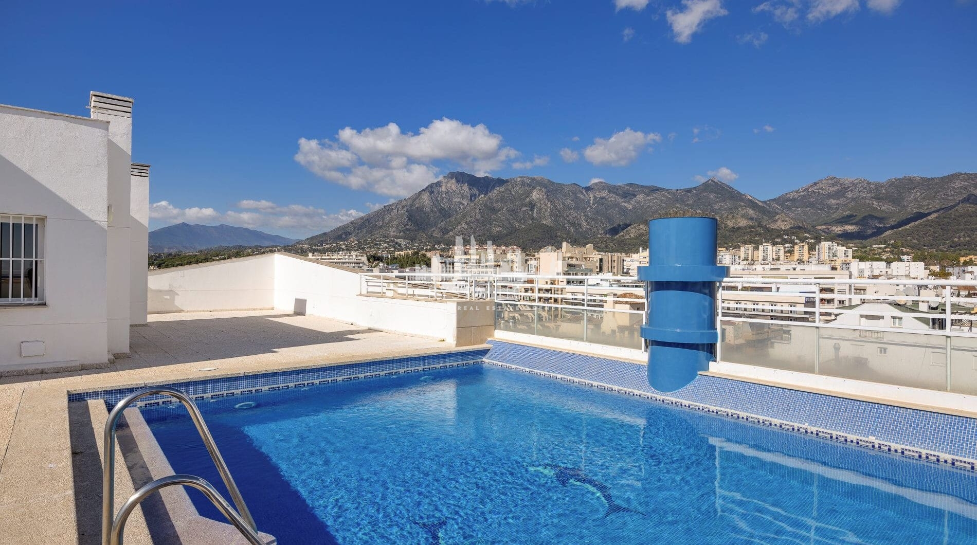 New Luxury Apartment – 122m² in the Heart of Marbella (Avenida del Mar), Fully Renovated.