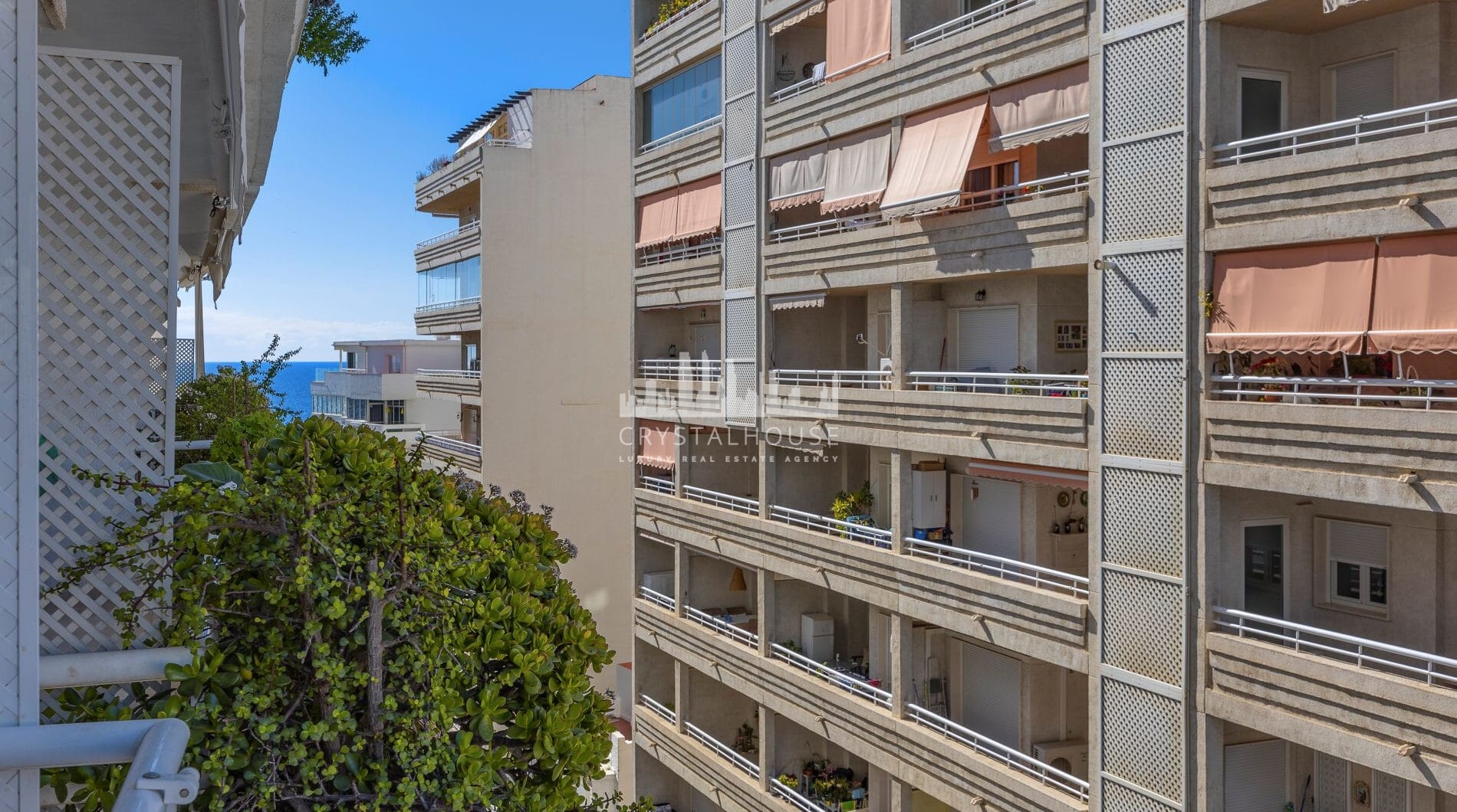 New Luxury Apartment – 122m² in the Heart of Marbella (Avenida del Mar), Fully Renovated.