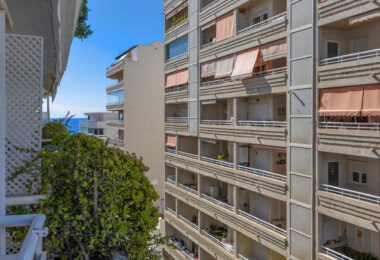New Luxury Apartment – 122m² in the Heart of Marbella (Avenida del Mar), Fully Renovated.