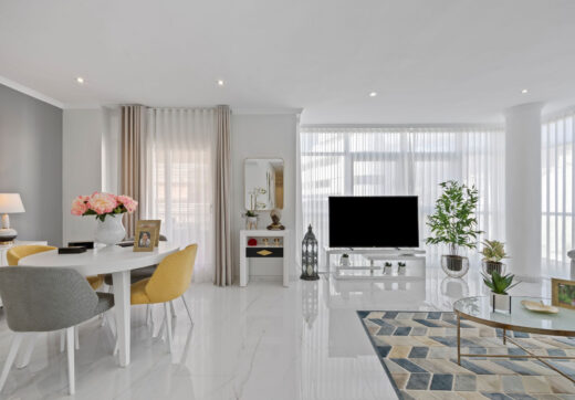 New Luxury Apartment – 122m² in the Heart of Marbella (Avenida del Mar), Fully Renovated.