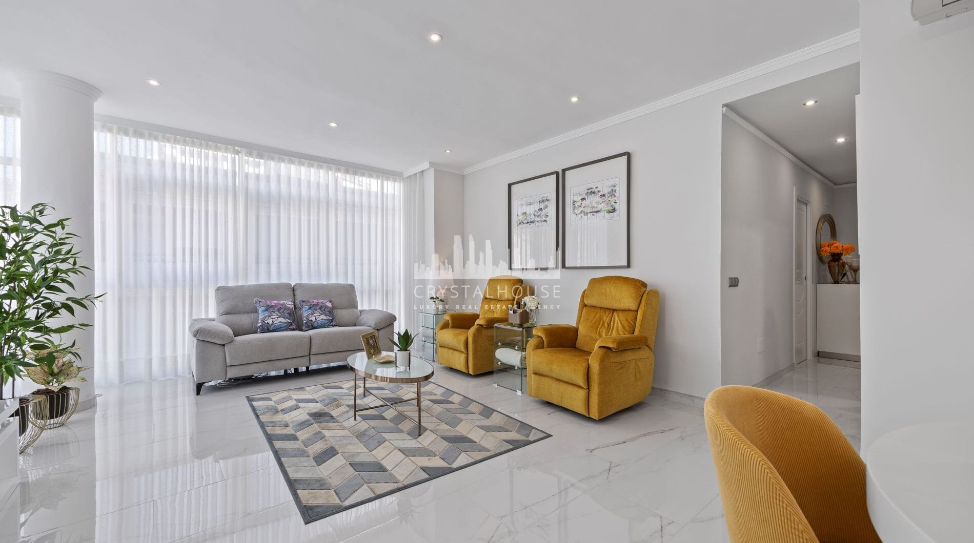 New Luxury Apartment – 122m² in the Heart of Marbella (Avenida del Mar), Fully Renovated.