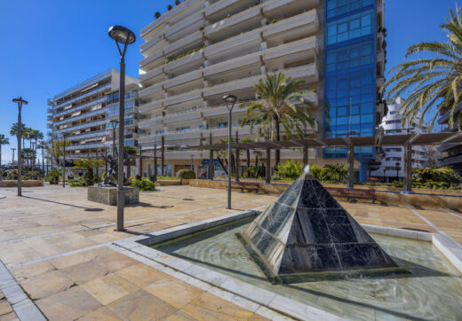 New Luxury Apartment – 122m² in the Heart of Marbella (Avenida del Mar), Fully Renovated.