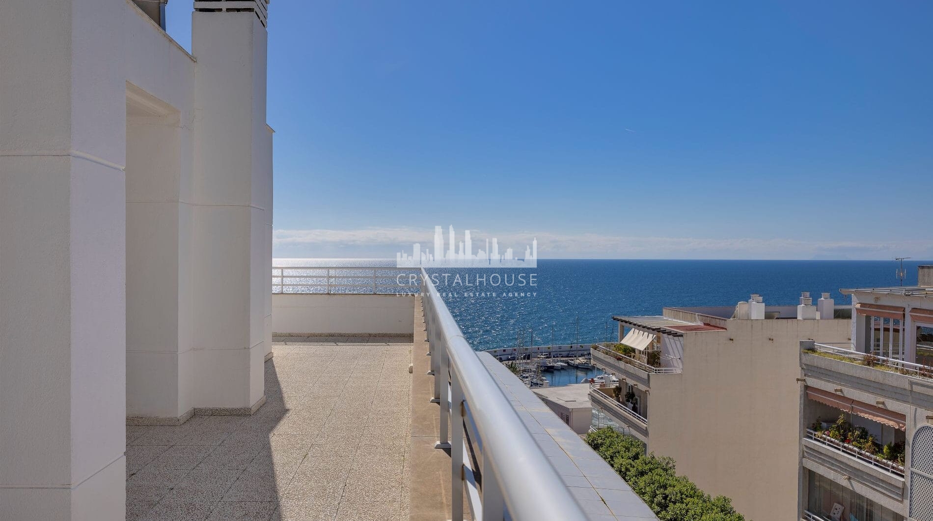 New Luxury Apartment – 122m² in the Heart of Marbella (Avenida del Mar), Fully Renovated.