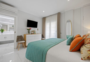 New Luxury Apartment – 122m² in the Heart of Marbella (Avenida del Mar), Fully Renovated.