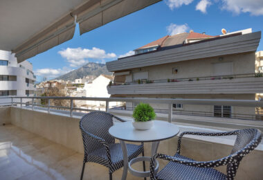 New Luxury Apartment – 122m² in the Heart of Marbella (Avenida del Mar), Fully Renovated.