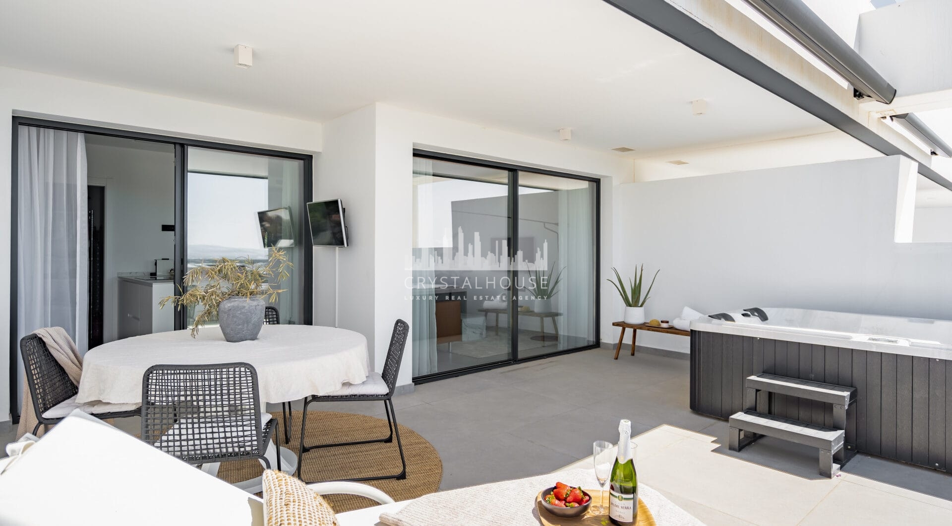 Exclusive Two-Bedroom Apartment in Mirador de Estepona Hills