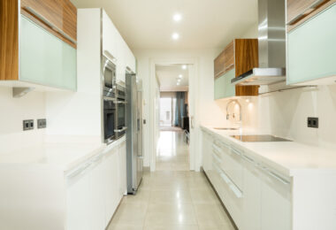 Frontline beach apartment in Doncella Beach, Estepona