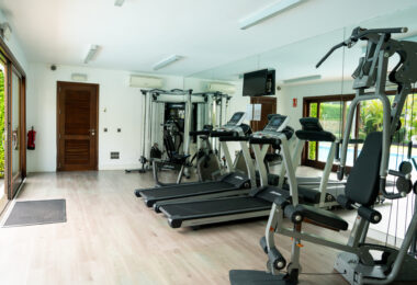 Frontline beach apartment in Doncella Beach, Estepona