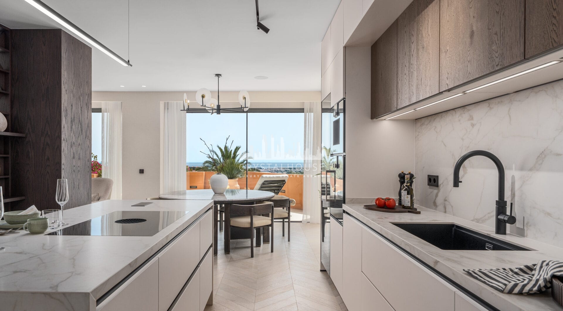 Artful 4-Bedroom Elevated Ground Floor Apartment with Panoramic Sea Views in Les Belvederes, La Cerquilla – Nueva Andalucía