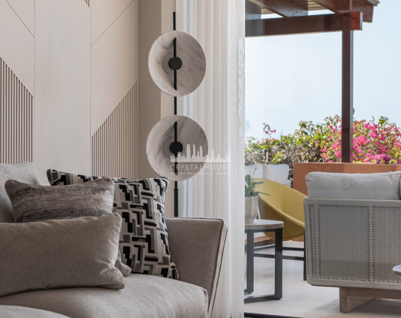 Artful 4-Bedroom Elevated Ground Floor Apartment with Panoramic Sea Views in Les Belvederes, La Cerquilla – Nueva Andalucía