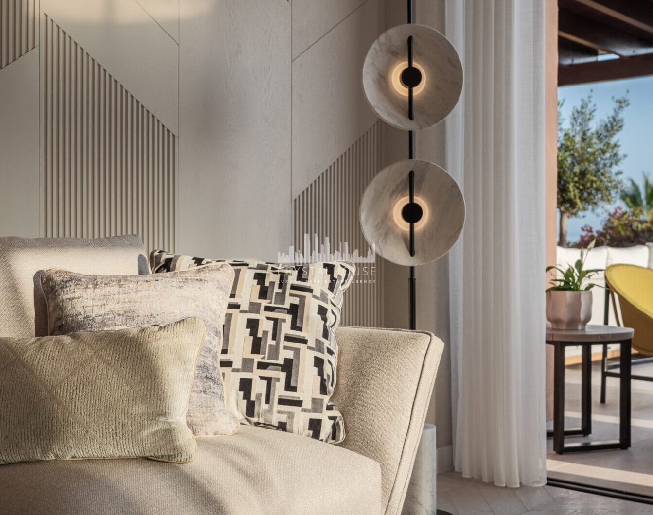 Artful 4-Bedroom Elevated Ground Floor Apartment with Panoramic Sea Views in Les Belvederes, La Cerquilla – Nueva Andalucía