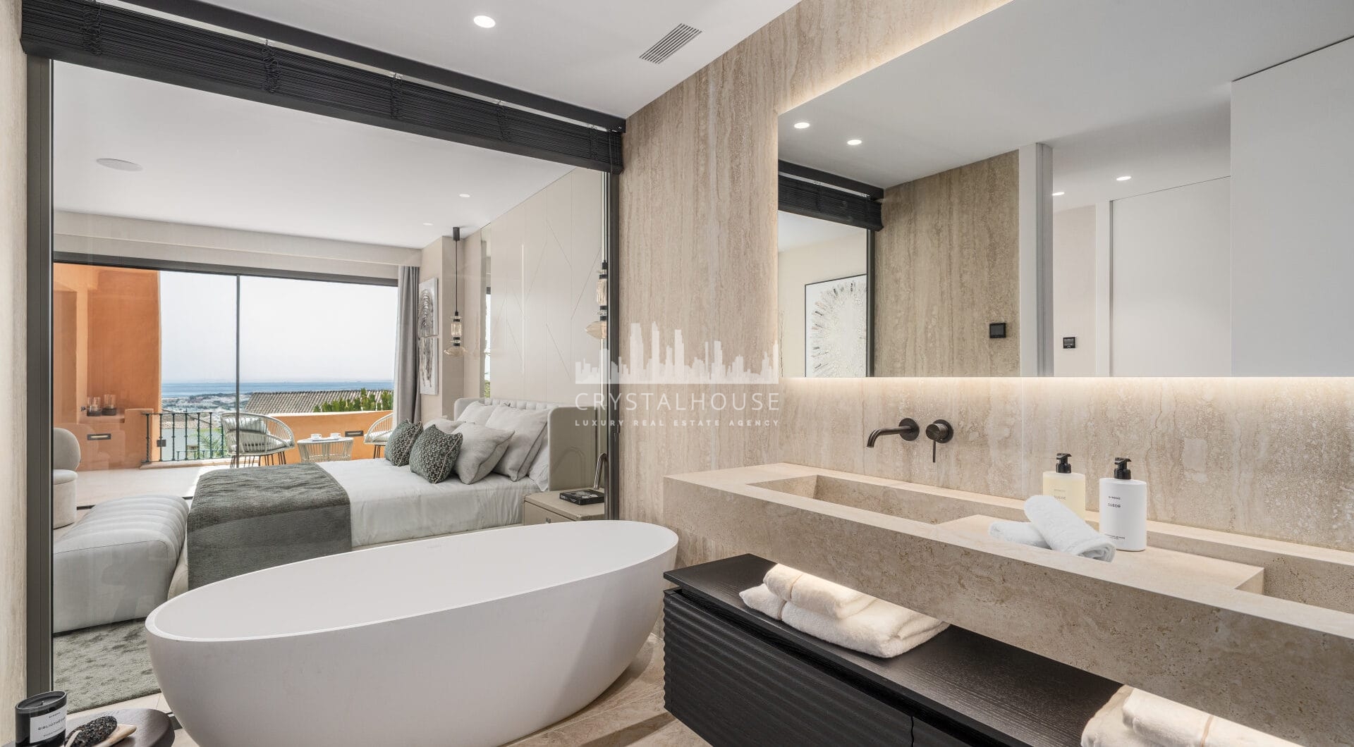 Artful 4-Bedroom Elevated Ground Floor Apartment with Panoramic Sea Views in Les Belvederes, La Cerquilla – Nueva Andalucía