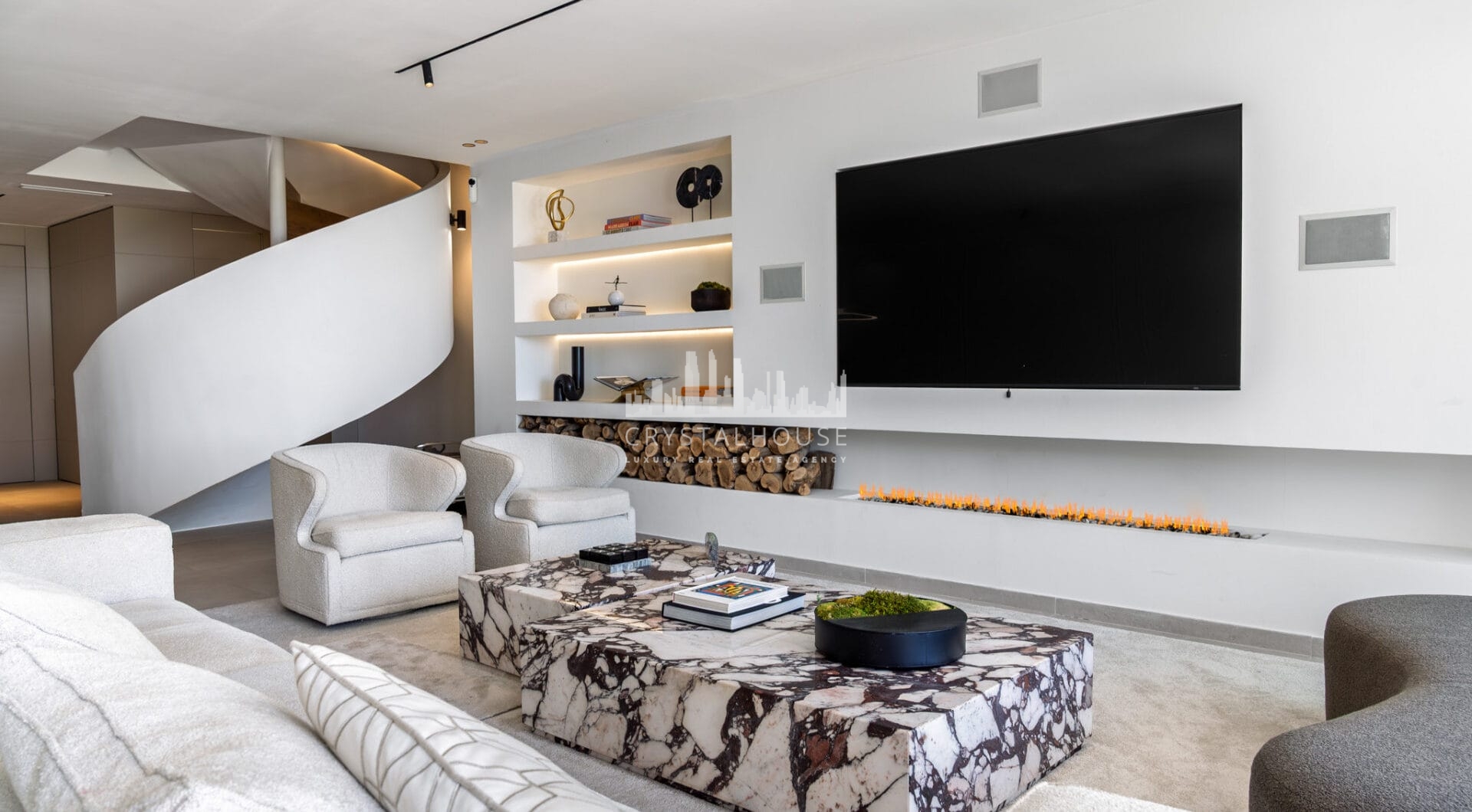Elegant Renovated Townhouse on Frontline La Quinta Golf with Spectacular Views