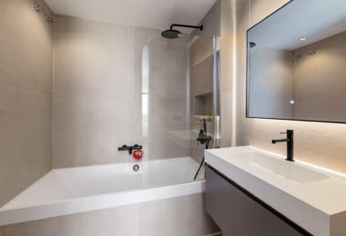 Elegant Renovated Townhouse on Frontline La Quinta Golf with Spectacular Views
