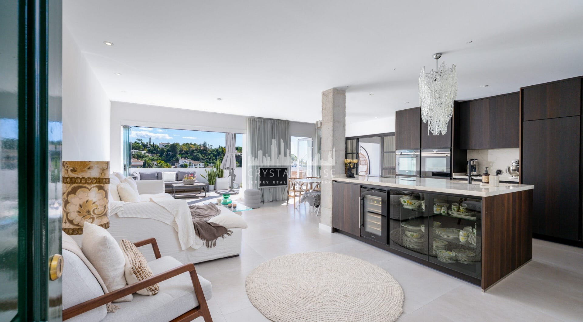 Penthouse in La Quinta with stunning views!