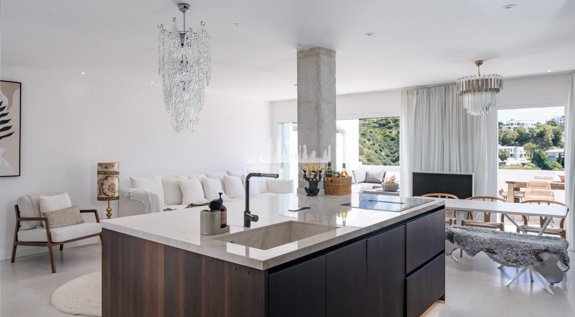 Penthouse in La Quinta with stunning views!