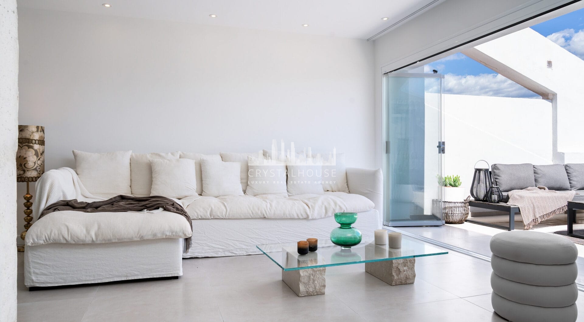 Penthouse in La Quinta with stunning views!