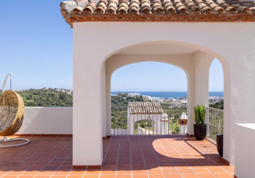 Welcome to Altoasis Residences, your new home on the Costa del Sol