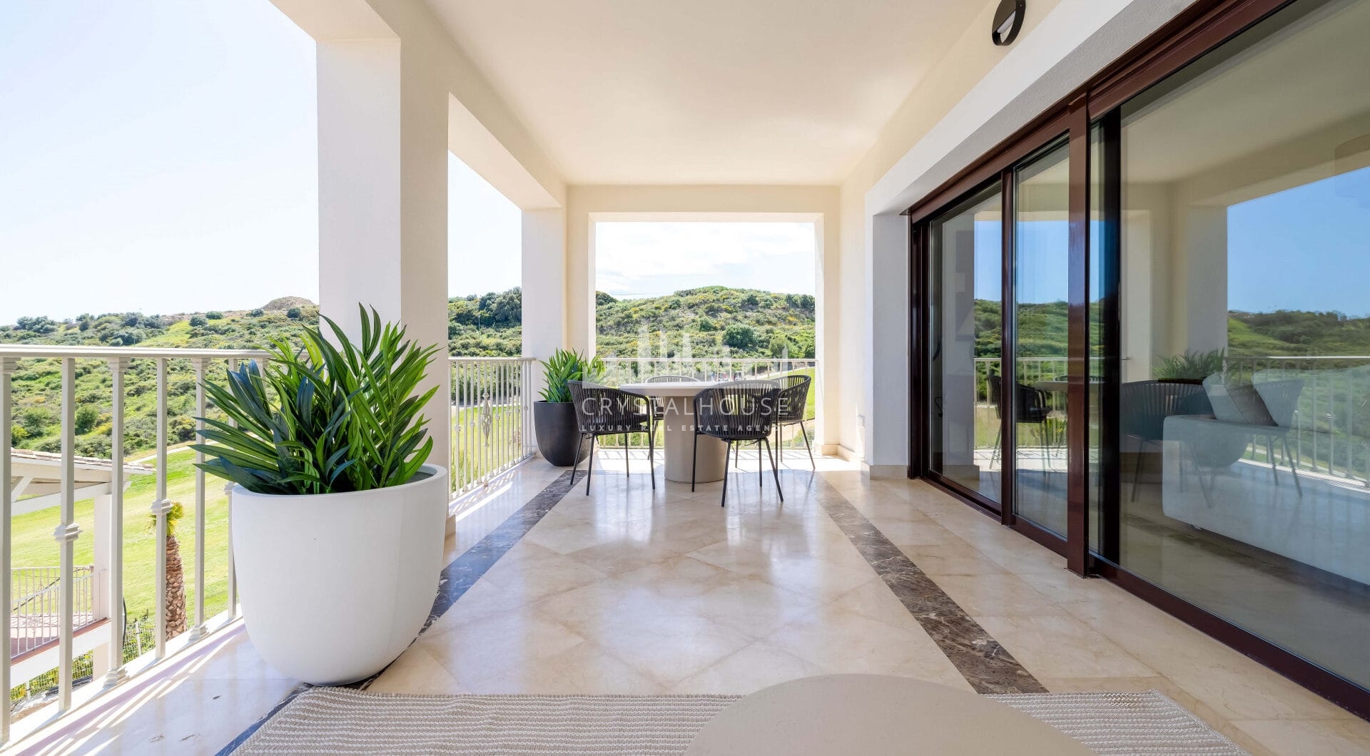 Welcome to Altoasis Residences, your new home on the Costa del Sol