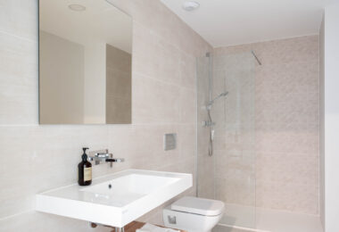 Fantastic brand new 3 bed in Evergreen - with spectacular sea views from living area