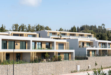 Fantastic brand new 3 bed in Evergreen - with spectacular sea views from living area