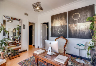 Incredible property with panoramic views!