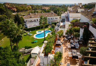 Incredible property with panoramic views!