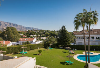 Incredible property with panoramic views!