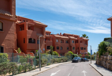 Elegant Coastal Living in Estepona – Corner Garden Apartment with Style &amp; Serenity in Costa Galera