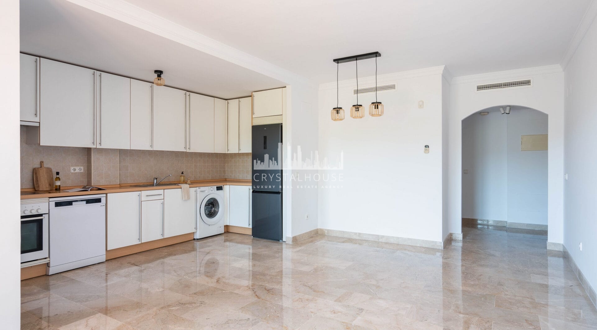 Elegant Coastal Living in Estepona – Corner Garden Apartment with Style &amp; Serenity in Costa Galera