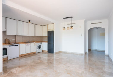 Elegant Coastal Living in Estepona – Corner Garden Apartment with Style &amp; Serenity in Costa Galera