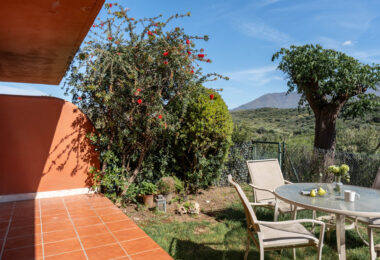 Elegant Coastal Living in Estepona – Corner Garden Apartment with Style &amp; Serenity in Costa Galera