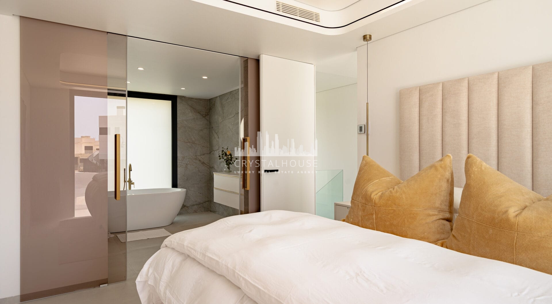 Stunning Four-Bedroom Villa in the Heart of La Cala de Mijas, Costa del Sol