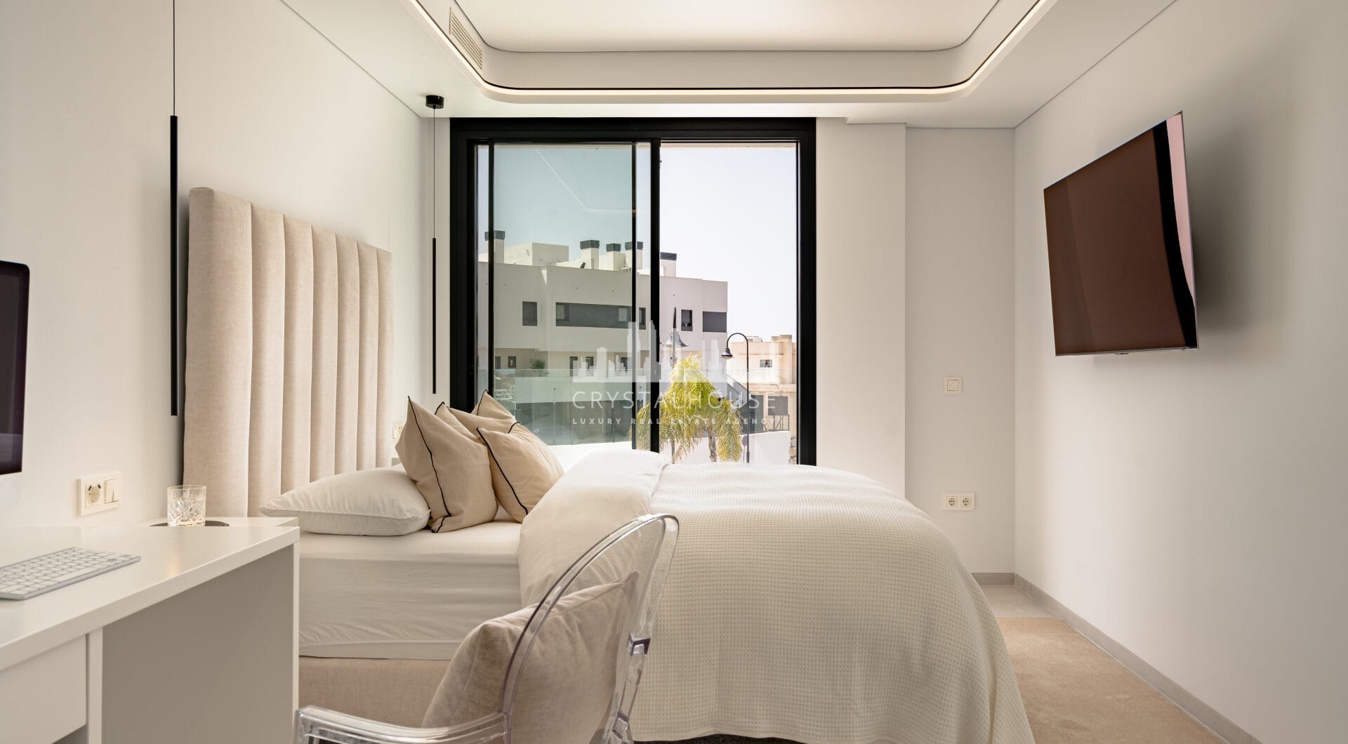 Stunning Four-Bedroom Villa in the Heart of La Cala de Mijas, Costa del Sol