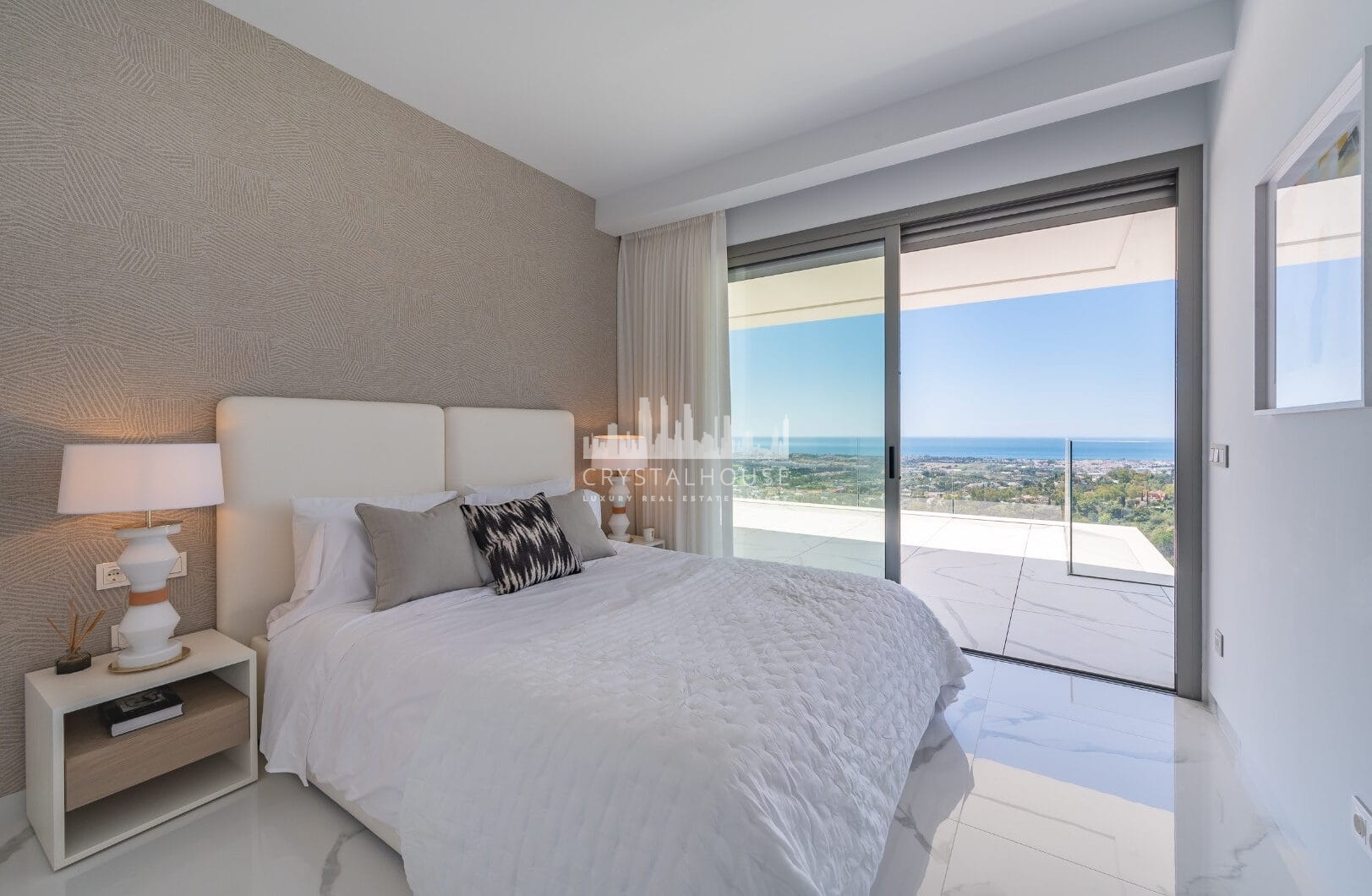 STUNNING CORNER MIDDLE FLOOR APARTMENT WITH PANORAMIC GOLF &amp; SEA VIEWS
