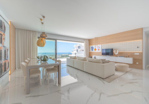 STUNNING CORNER MIDDLE FLOOR APARTMENT WITH PANORAMIC GOLF &amp; SEA VIEWS