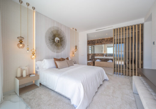 STUNNING CORNER MIDDLE FLOOR APARTMENT WITH PANORAMIC GOLF &amp; SEA VIEWS