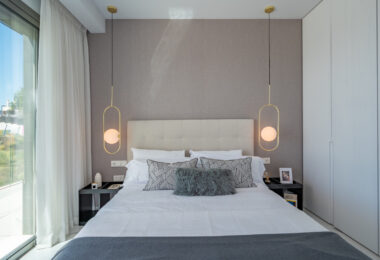 STUNNING CORNER MIDDLE FLOOR APARTMENT WITH PANORAMIC GOLF &amp; SEA VIEWS
