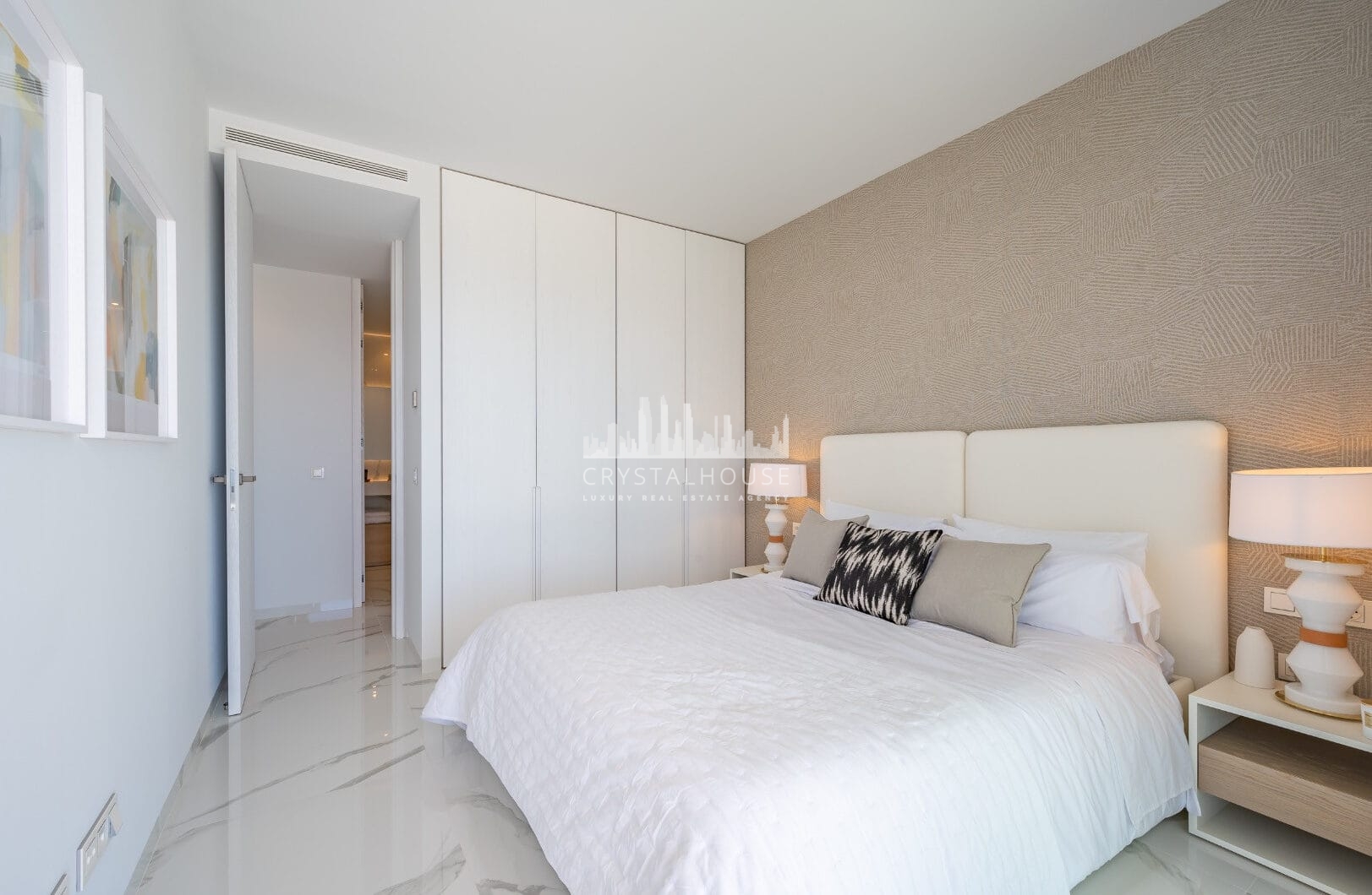 STUNNING CORNER MIDDLE FLOOR APARTMENT WITH PANORAMIC GOLF &amp; SEA VIEWS