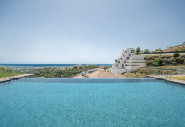 STUNNING CORNER MIDDLE FLOOR APARTMENT WITH PANORAMIC GOLF &amp; SEA VIEWS