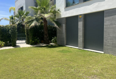 Elegant apartment with private garden and pool and sea views in  Artola - Cabopino -East Marbella