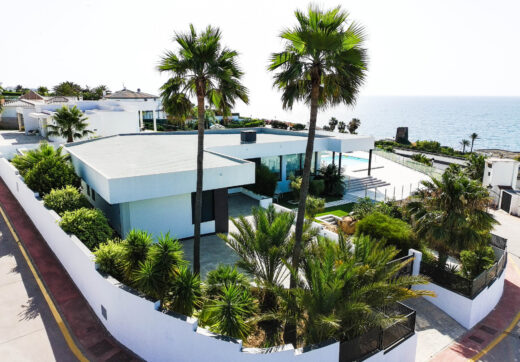 A VILLA THAT GRANTS YOU BOASTING RIGHTS