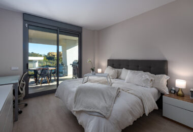Brand New Modern Apartment with Top Amenities in Selwo Estepona