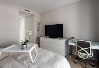 Brand New Modern Apartment with Top Amenities in Selwo Estepona