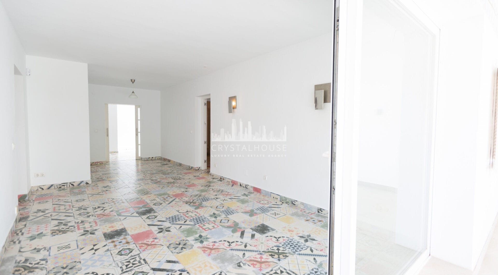 Townhouse with garden in the prime area of Nueva Andalucía