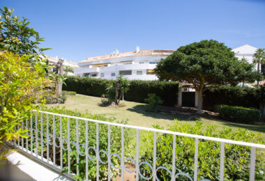 Townhouse with garden in the prime area of Nueva Andalucía