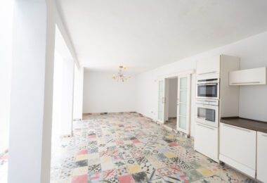 Townhouse with garden in the prime area of Nueva Andalucía