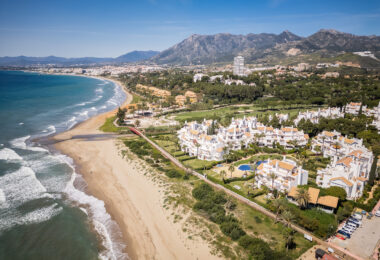 Exclusive beachfront property – Los Monteros, Marbella